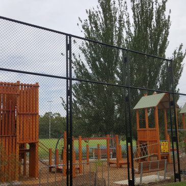 Robinson Capp Reserve High Screen Fence